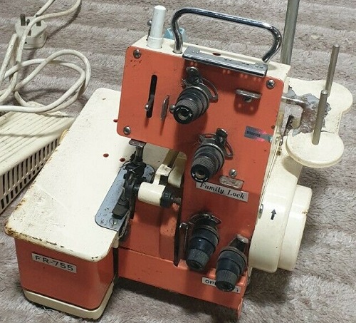 sewing machine