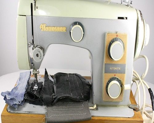 sewing machine