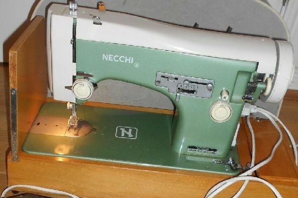 sewing machine