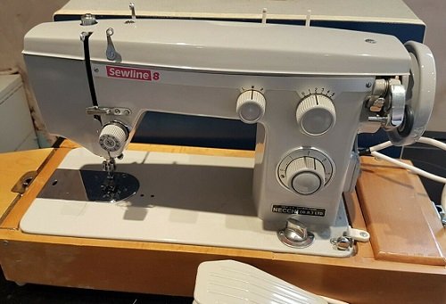 sewing machine