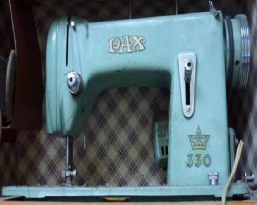 sewing machine