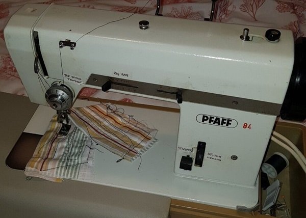 Pfaff 84