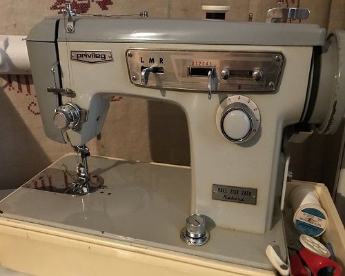 sewing machine