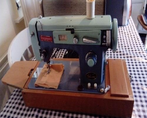 sewing machine